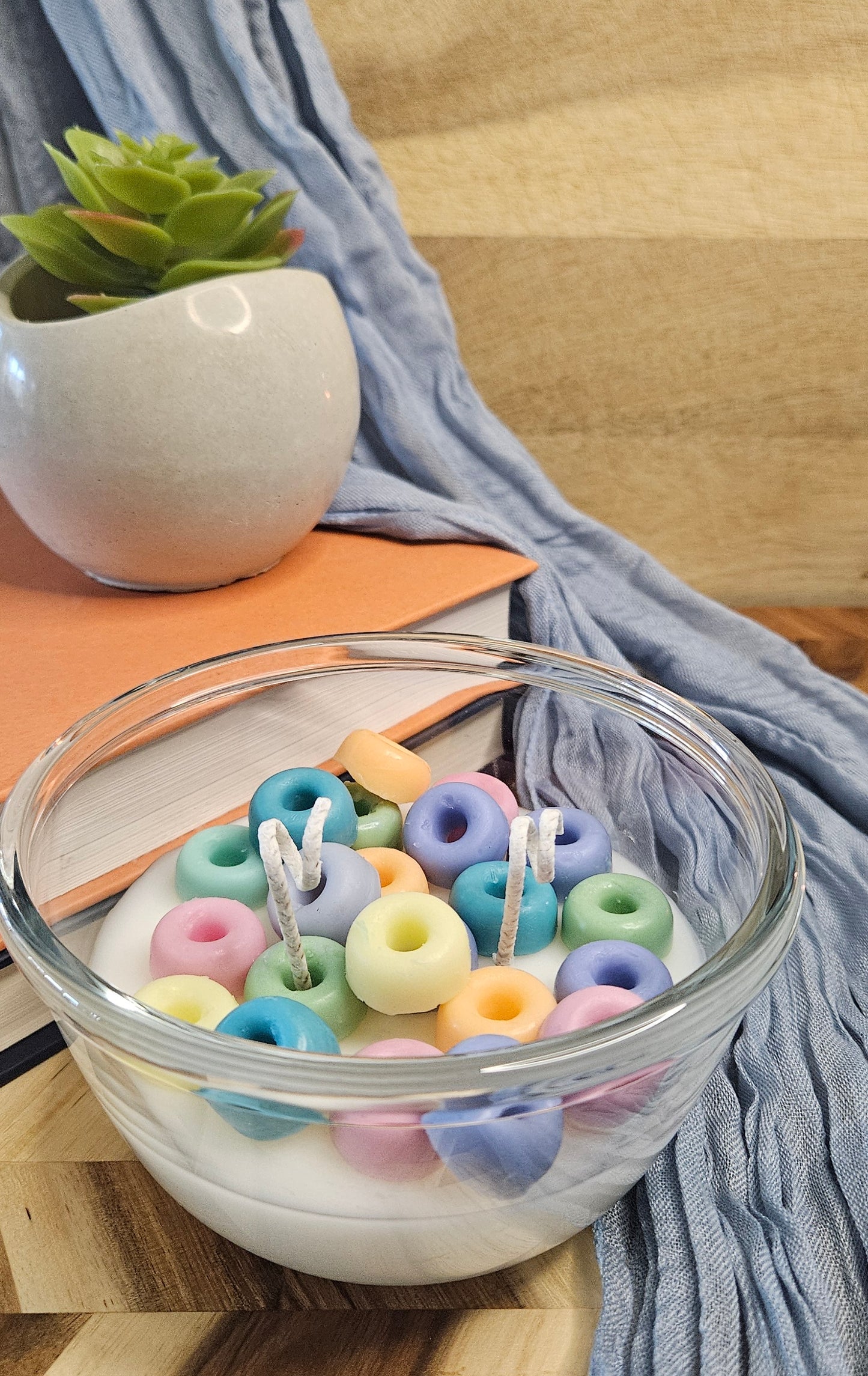 Fruity Ring– Cereal Candle (10 oz)