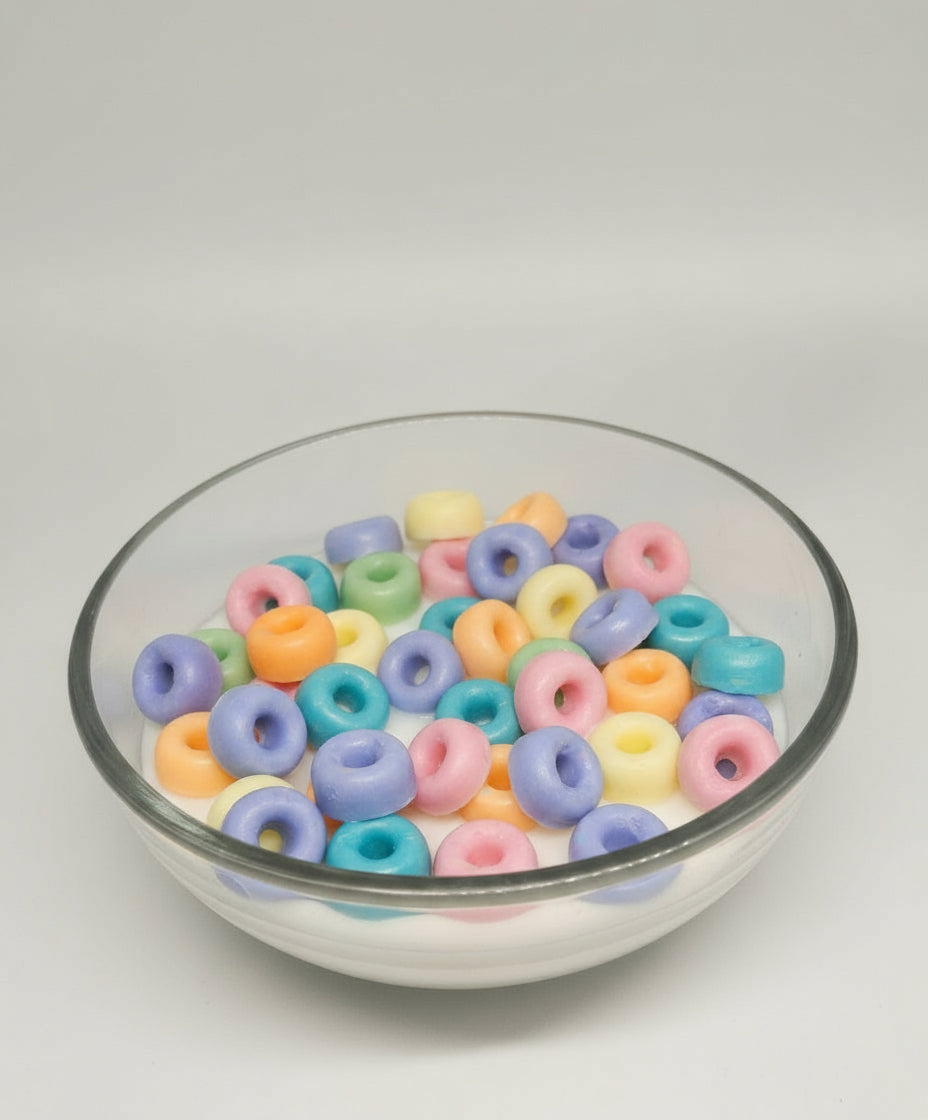 Fruity Ring – Cereal Candle (18 oz)