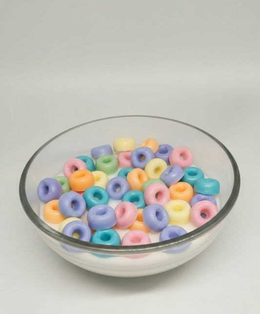 Fruity Ring – Cereal Candle (18 oz)